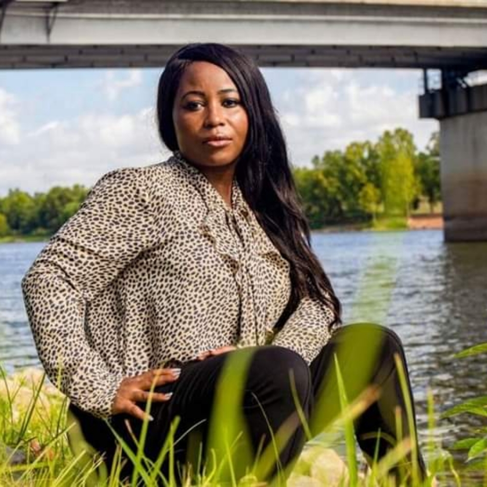 Meet your Posher, Marquita